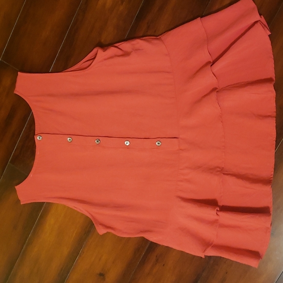 NWOT Loft ruffle top / M - Picture 3 of 5